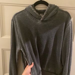 Cropped hoodie